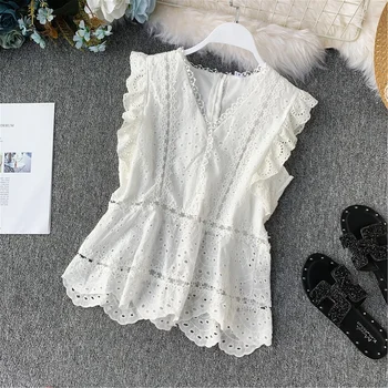 

2019 summer hollow embroidered V-neck lace women blouse ruffles solid slim short lady elegant office lady pulls outwear tops