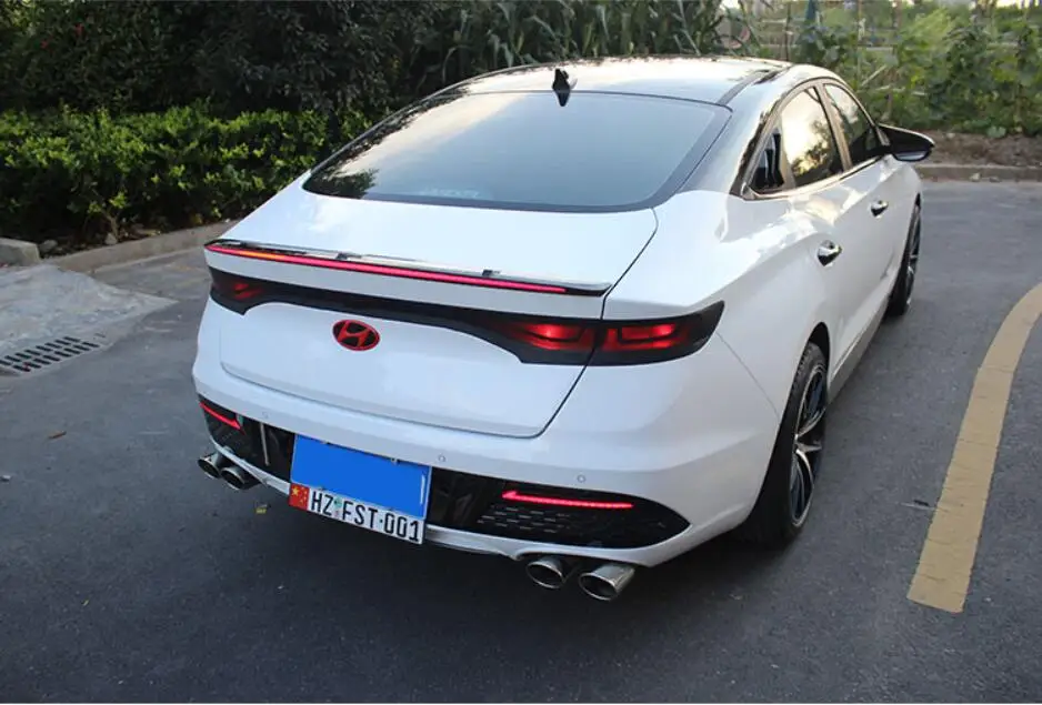Год задний светильник для hyundai La Festa задний светильник автомобильные аксессуары светодиодный DRL Taillamp для hyundai La Festa противотуманный светильник