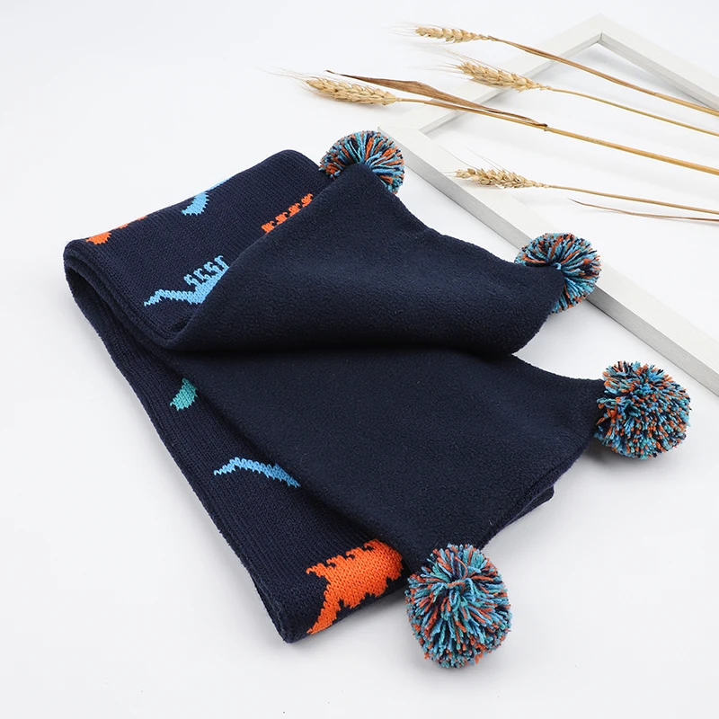 Детская шапка шарф, зимний комплект для маленьких мальчиков шапочки с наушниками с динозавром акрилового флиса Осенние Теплые помпоном из