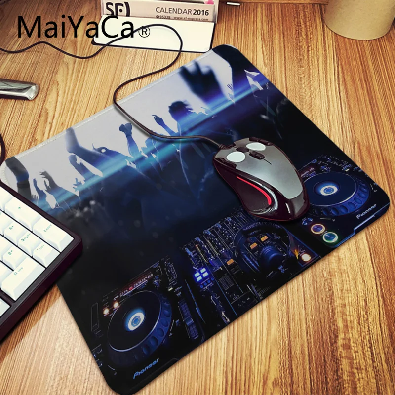 Lock Edge 25x29cm Maiyaca DJ ручным приводом игровой коврик для мыши Скорость коврик для мышь Notbook компьютер Мышь Pad High-end геймера на популярный ноутбук Мышь коврик - Цвет: Lock Edge 25x29cm