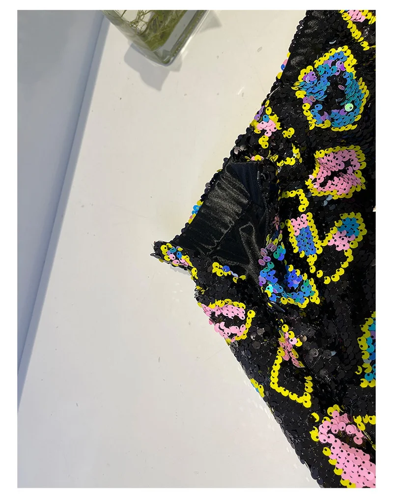 H80&S90 New Women Amazing Sexy And Club Sequin Beading Classic Lips Skirt Slim Mini Skirt Vintage Female Geometric A-Line Skirts