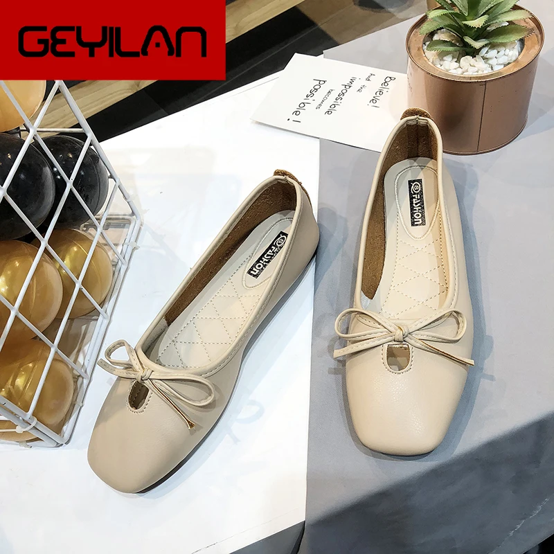 

2020 Women's Round Head Version of Flat Women's Shoes Trend Soft Wild Shoes Sweet Cute with Bow Flat Female Shoes U19-13