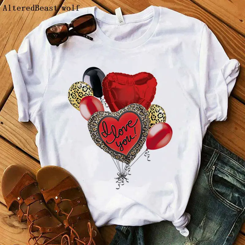 Valentines Plaid Heart Shirt Hugs and Kisses Cute Valentines Day Shirt Womens Valentines Tee Love T-Shirt Valentines gift for Women Men