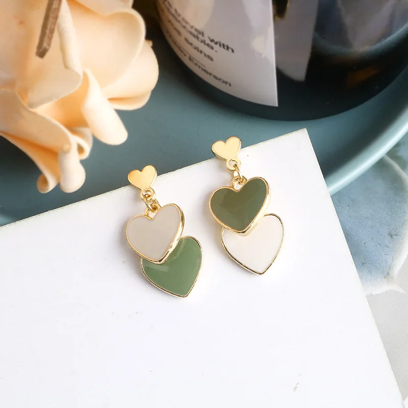 Серебряная игла 925 пробы зеленое сердце простые асимметричные серьги-гвоздики