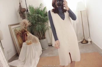 

Knocking On Academy Style V-neck Single-breasted Knitted Skirt Split Fork Loose Sleeveless Mid-length Vest A-line Skirt