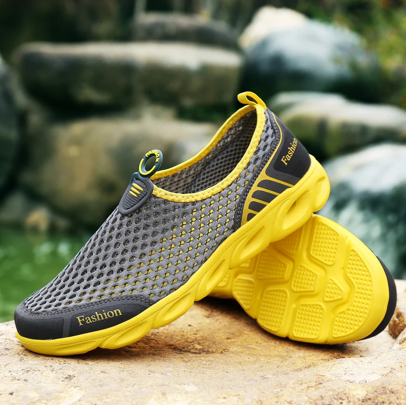 Summer Outdoor Water Shoes Men Swimming Water Shoes Adult Couple Flat Soft Breathable Non-Slip  Light Fishing Net Water Shoes 3
