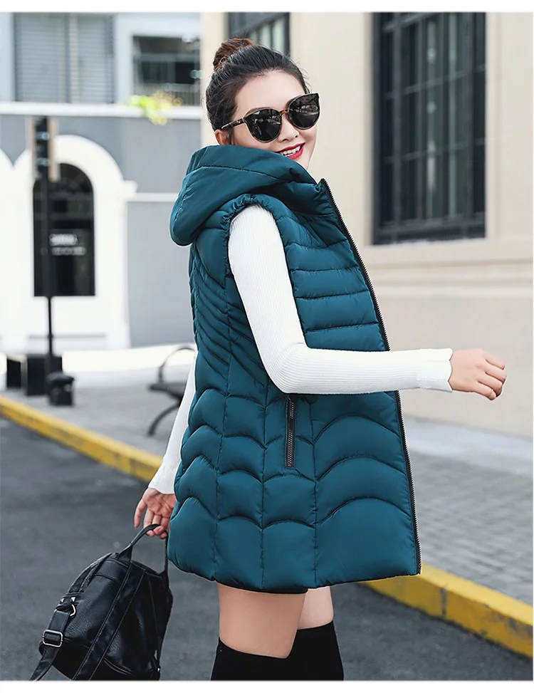 ArmyGreen YAGENZ Women Sleeveless Jacket Winter Vest Women Down Cotton Thick Warm Vest Windproof Plus size Warm Hooded Vest Waistcoat 515 - Цвет: ArmyGreen