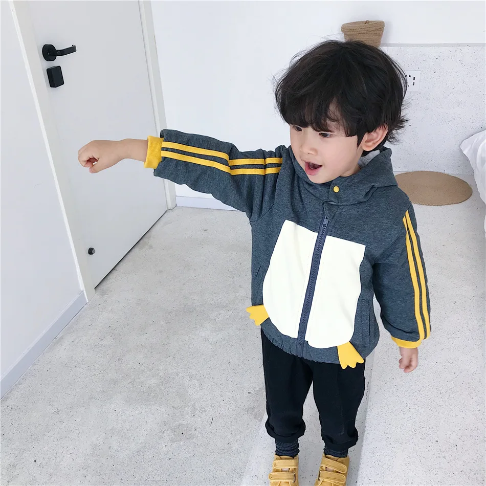Tonytaobaby/новая осенне-зимняя одежда для мальчиков и девочек; милые бархатные куртки серого цвета с изображением пингвина; детская куртка