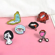 Лидер продаж в Европе и Америке, креативные эмалированные глазки в форме капли масла, красная одежда, таблетки, часы, значок на голову, брошь