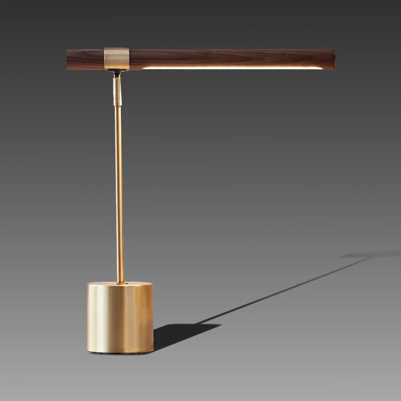 

The Nordic engineering desk lamp of desk lamp light of luxury