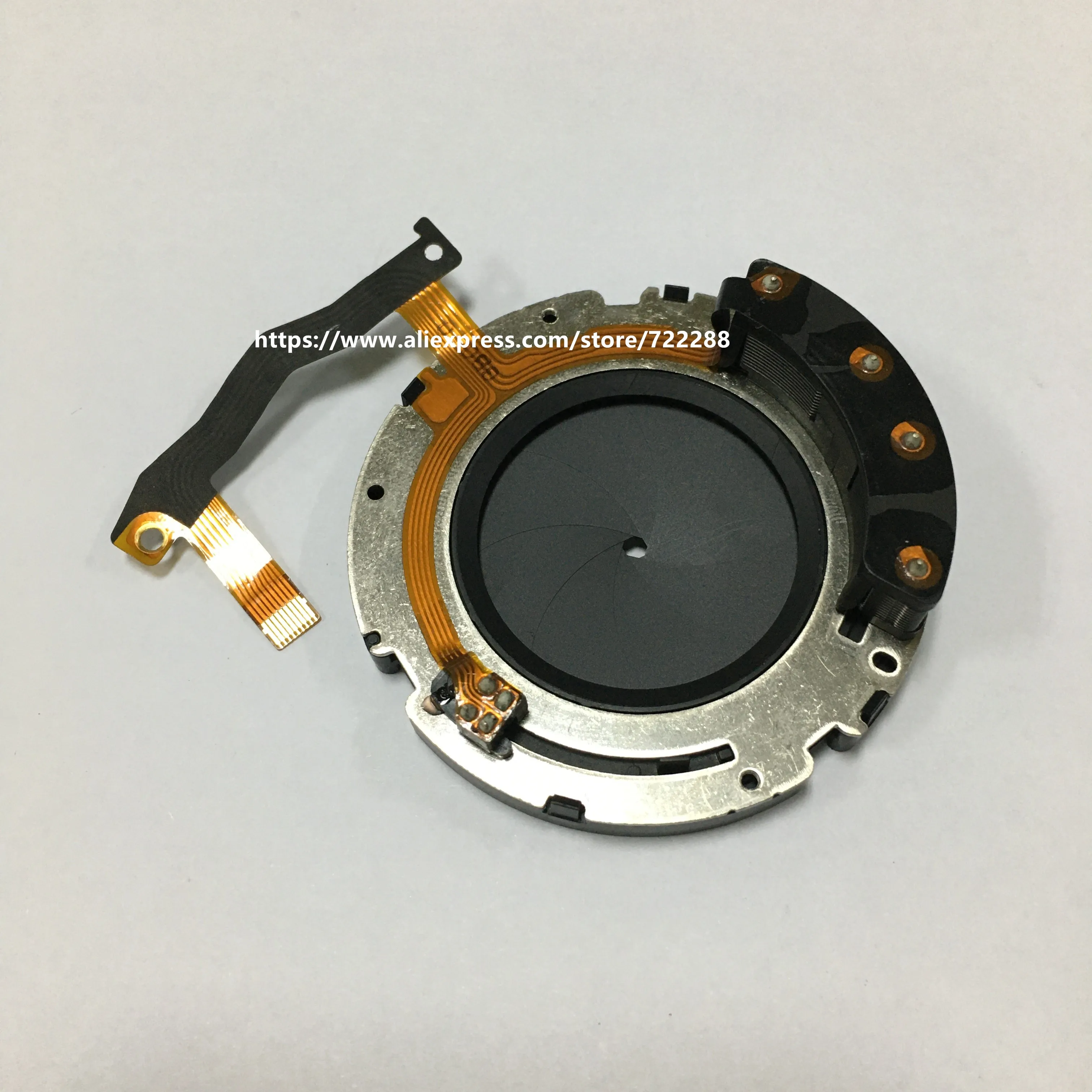 Canon EF 24-70mm F//2.8 L USM Lens Replacement Collar Part OEM New YF2-2010-000