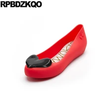 Марка розовый красный обнаженный дам каваи высокое качество женщин Дамы красивые плоские туфли 5 сердце желе дизайнер Китай сандалии надевать последние отправка капель европейская красивая весенняя осень Мода