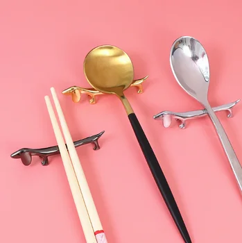 

Creative Chopsticks Holder Home kitchen Stand Storage Decor Gift Lovely Dog Chopstick Rest Multifunctional Cutlery Rack LF616