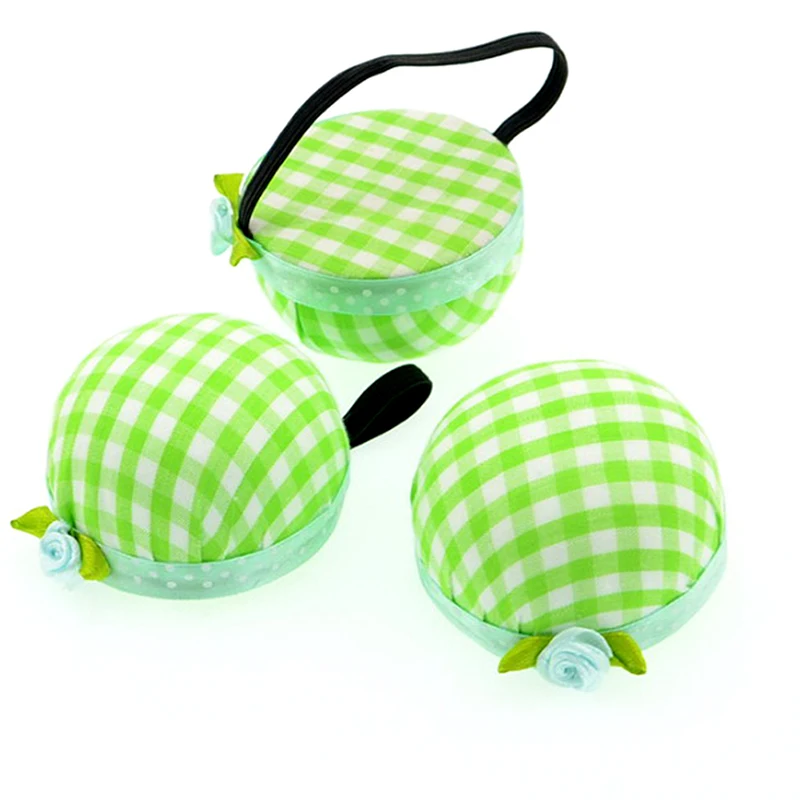 Plaid Grids Needle Sewing Pin Cushion Wrist Strap Tool Button Storages Holder PT Plaid Grids Needle Sewing Pin Cushion Wrist Strap Tool Button Storages Holder PT