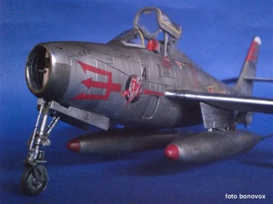 1/48 пропорции смолы литья модель F-84f Thunderbolt истребитель сборки модель игрушки