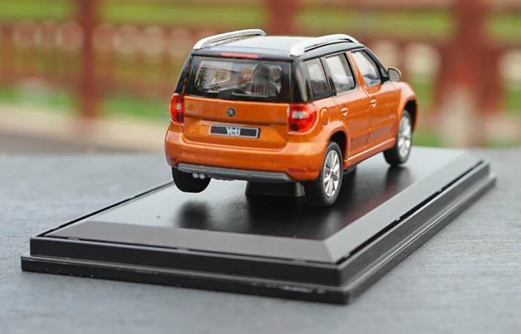 Оригинальная коробка, 1:43, SKODA Yeti, сплав, модель автомобиля, статическая, высокая имитация, металлическая модель автомобилей для коллекционирования, подарок