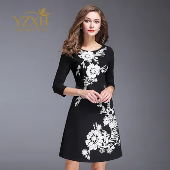 

2019 Autumn Women's Wear Waist Heavy Industry Embroidery Round Neck Slim Fit A Word Dress