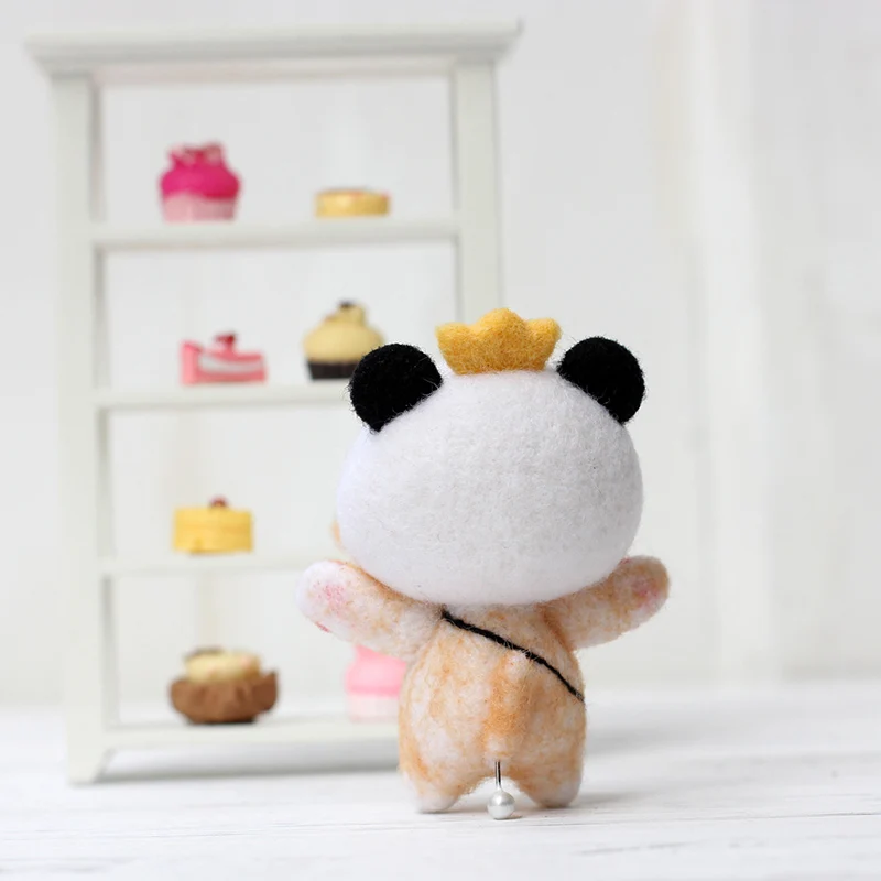Non Finished Wool Felt Kit DIY Handcraft Cat Doll Wool Felt Non Finished Poked Material Kit Sewing Accessory Tools 7.5x5x3.5cm