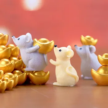 

2pcs Cute Send Money Mouse Ornaments Cartoon Gift Lucky Rich Rat Resin Mini Feng Shui Decorative