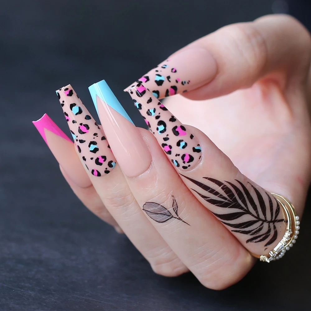 47 Beautiful Nail Art Designs & Ideas : Leopard print nails