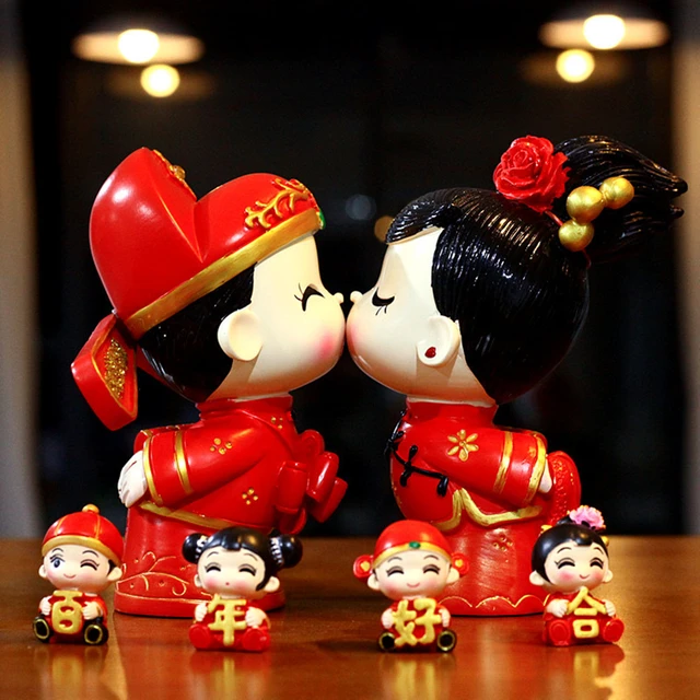 Tranditional Chinese Wedding Doll Decoration Ornament Sweety