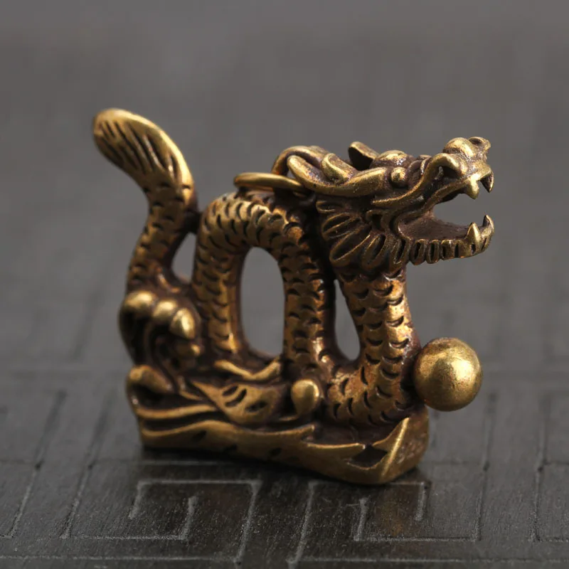 

Pure Brass Dragon Car Key Chains Pendants Home Decorations Antique Copper Chinese 12 Zodiac Animal Hanging Room Decor Ornaments