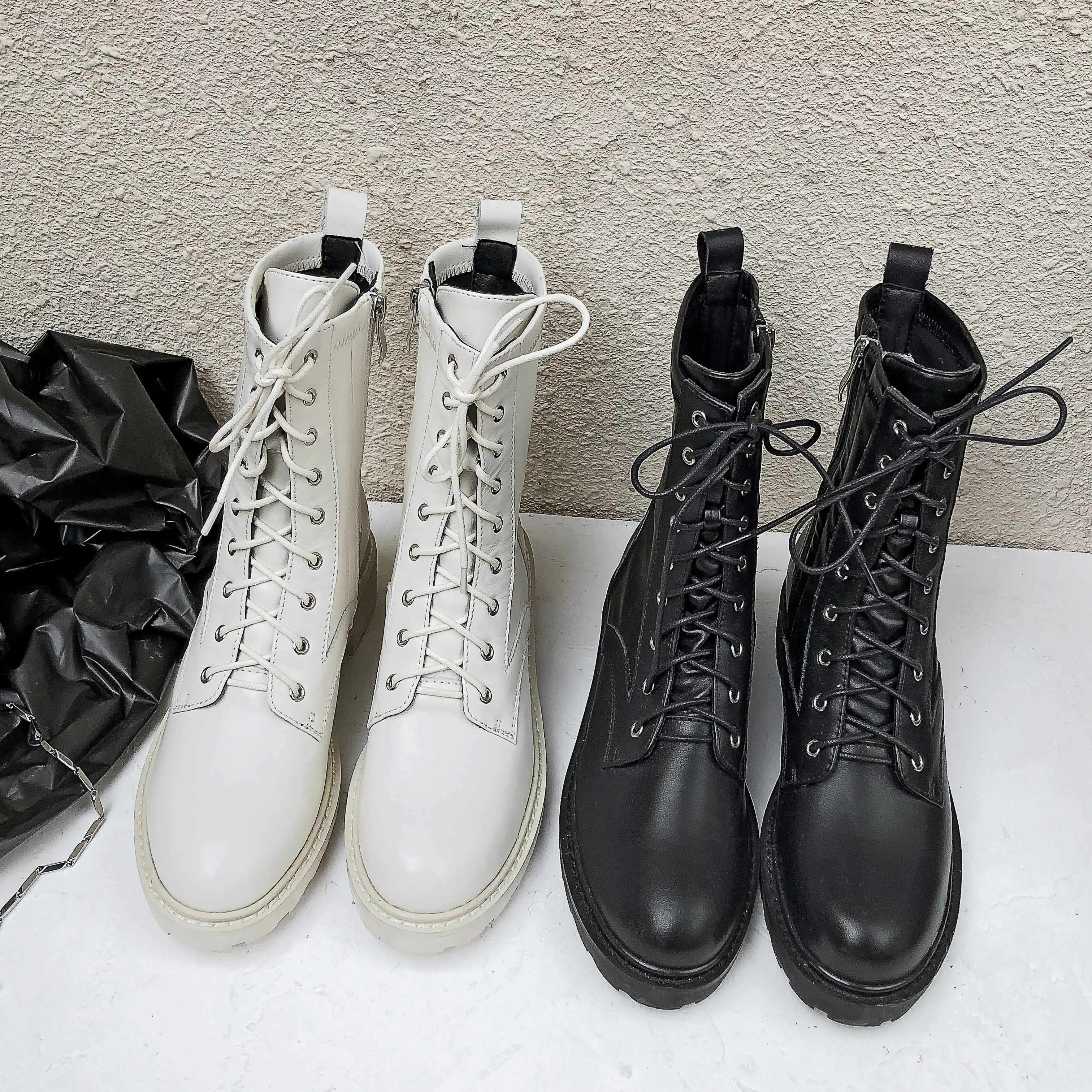 Lenkisen classic British lace up genuine leather round toe med heels fashion basic women winter keep warm mid-calf boots L73