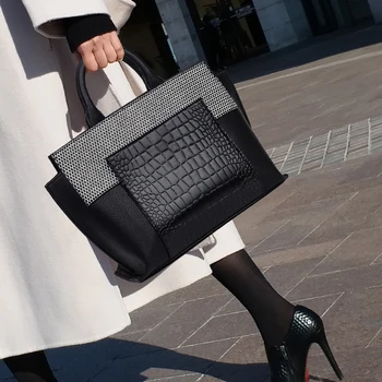 

Fashion Snke Print Women Handbags Luxury Serpentine Pattern Ladies Hand Bags Designer Leather Women Shoulder Messenger Bags 2019