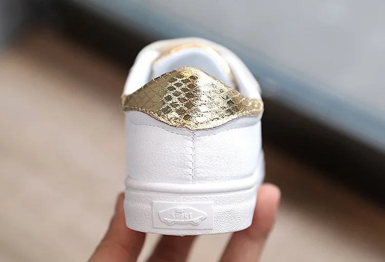 16227778977_2067024571