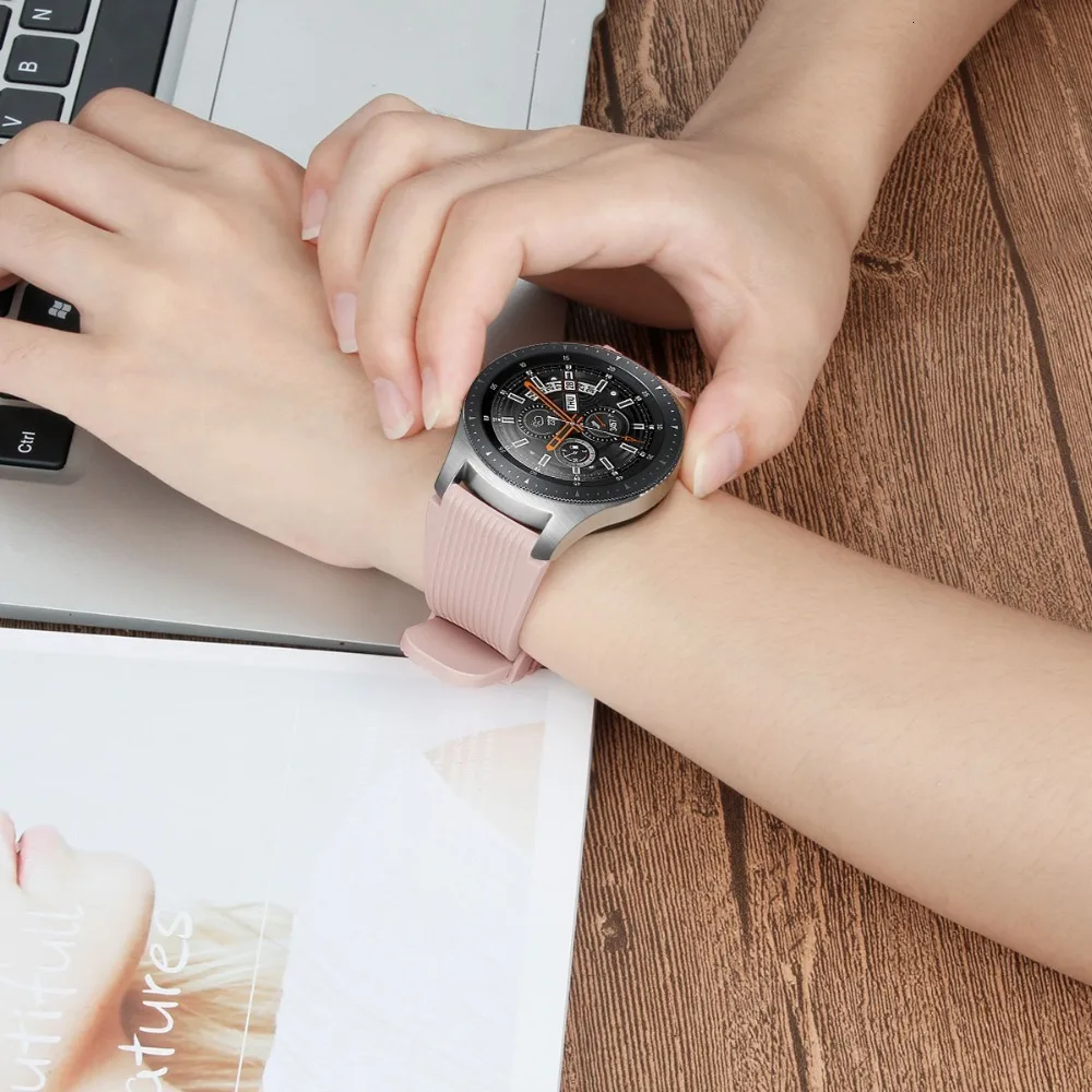 22 мм силиконовый ремешок для часов samsung Galaxy Watch 46 мм версия SM-R800 полосатый резиновый сменный Браслет ремешок серебристый