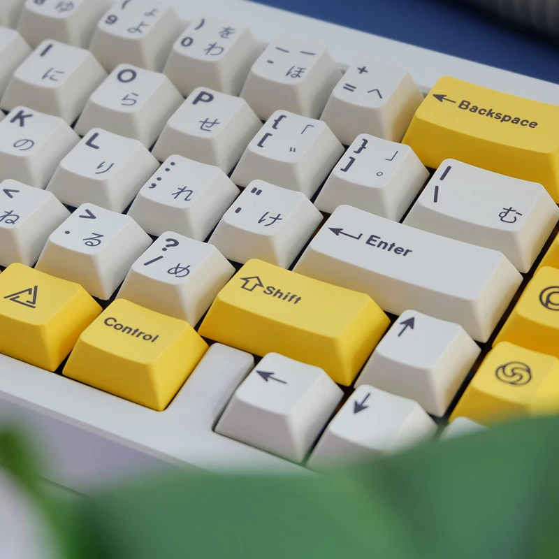 GMK Serika Keycaps, PBT Dye Subbed teclado