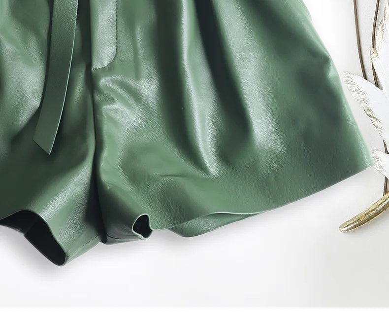 Женские плиссированные шорты с воланами из натуральной кожи в стиле Харадзюку с поясом, женские шорты с высокой талией, повседневные сексуальные шорты зеленого цвета