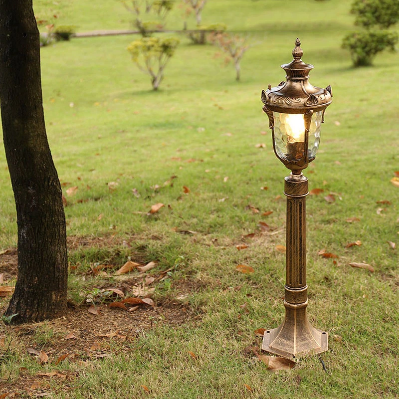 European Retro Community Outdoor Waterproof Lawn Lamp Park Road Lamp Home Garden Villa Courtyard