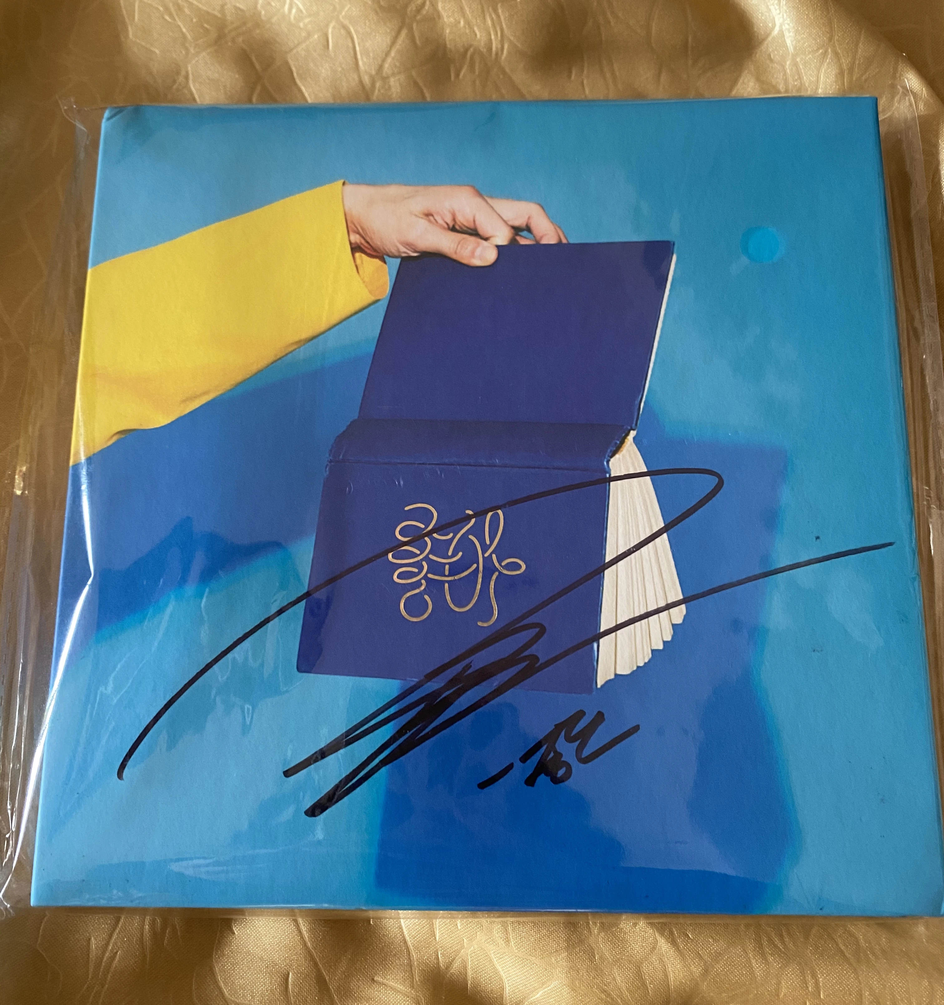 SHINee ジョンヒョン BASE 直筆サイン入り