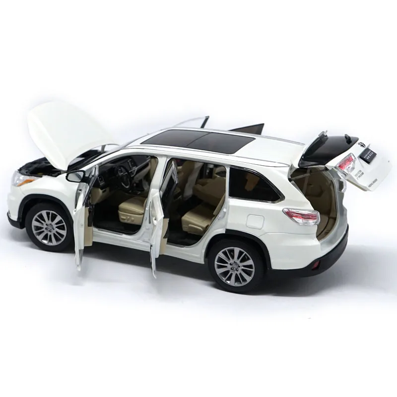 1:18 TOYOTA HIGHLAND литая под давлением Модель автомобиля игрушки Металлическая Модель автомобиля оригинальная коробка