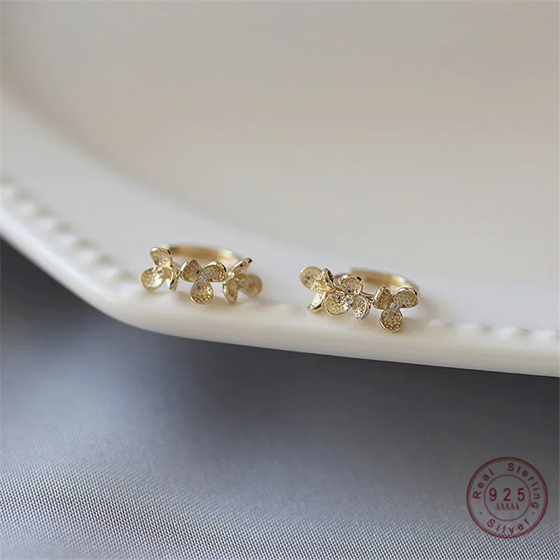 925 Sterling Silver French Small Flower Earrings Women Light Luxury Temperament Wedding Party Jewelry Girlfriend Gift