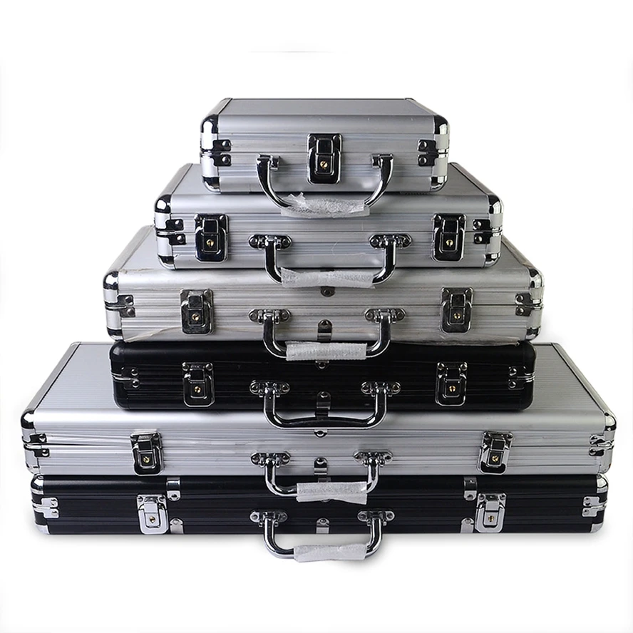 casino-chips-case-capacity-suitcase-texas-poker-chips-high-quality-aluminum-silver-black-suitcase-box-can-put-100-500pcs-chips