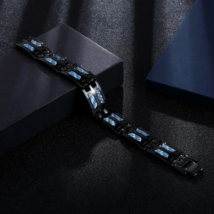 10385314358_1880746812