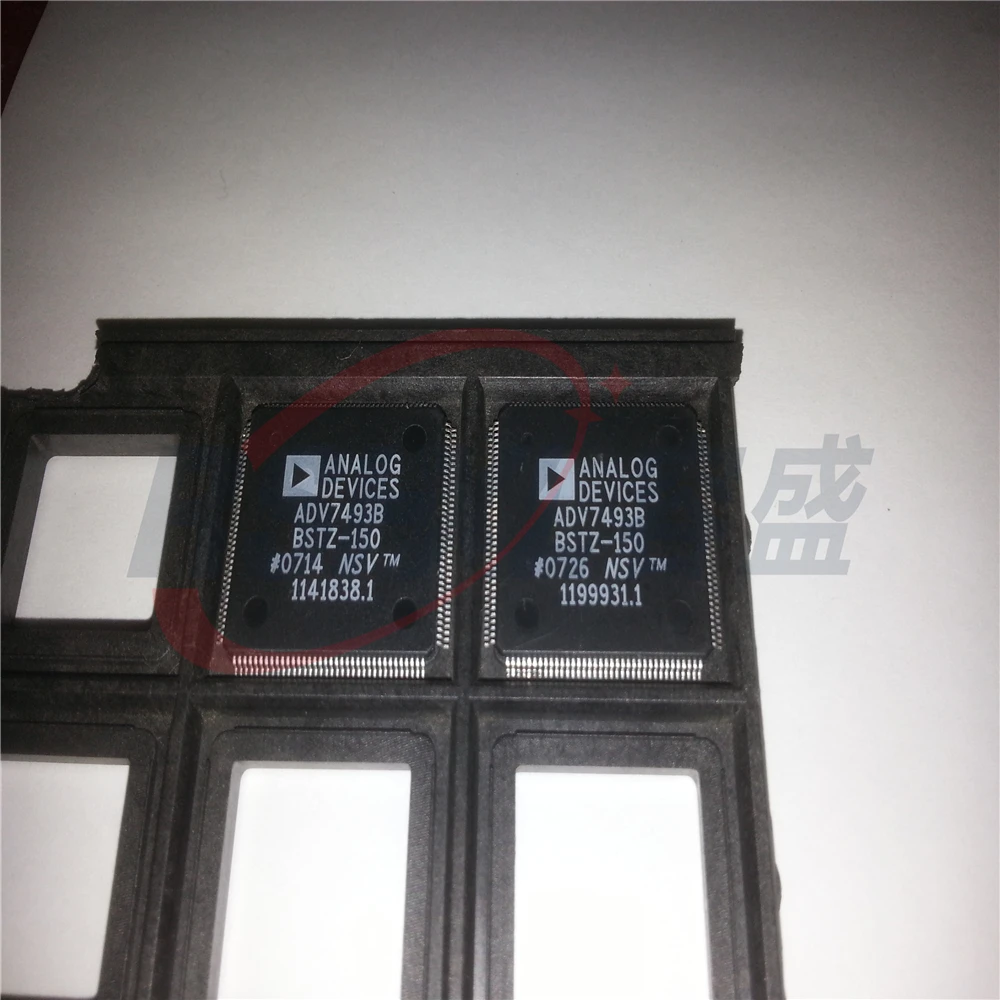 

ADV7493BSTZ-150 QFP144 оригинал