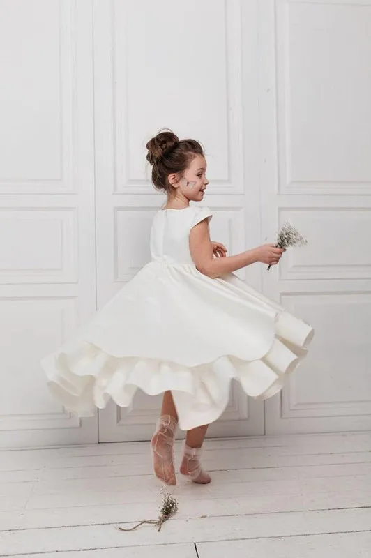elegant-white-satin-short-hi-lo-flower-girl-dress-cute-appliqued-big-bow-princess-girl-birthday-party-gown-girl-formal-wedding-dresses (6)_副本