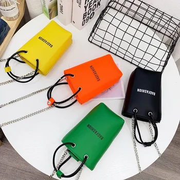

The New Messenger Chain Bags Simple Mobile Phone Bags Avant-garde Fluorescent Design Small Crowd Package Fashion Leisure Bags Gg