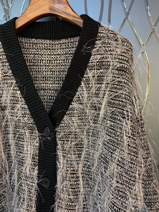 Early Autumn New Woman V-Needle, Musk and Wool Stitching Button Card, Top, Knitted Shirt and Overcoat