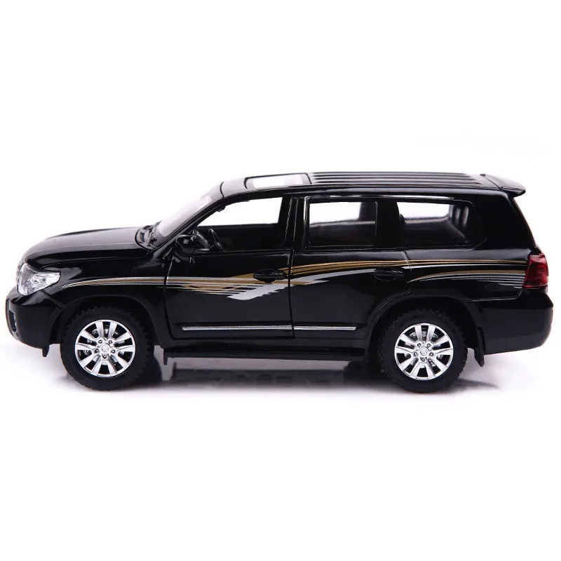 Модель внедорожника Toyota Land Cruiser из сплава 1:32 15 см|Наземный транспорт| |