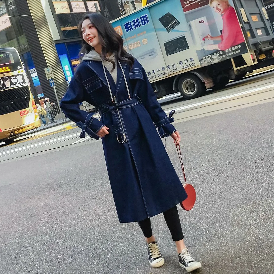 

Photo Shoot CHIC Retro Denim Windbreaker Long Women's Autumn Suit Collar BF Whims Lace-up Waist Hugging Slimming Coat Fashion