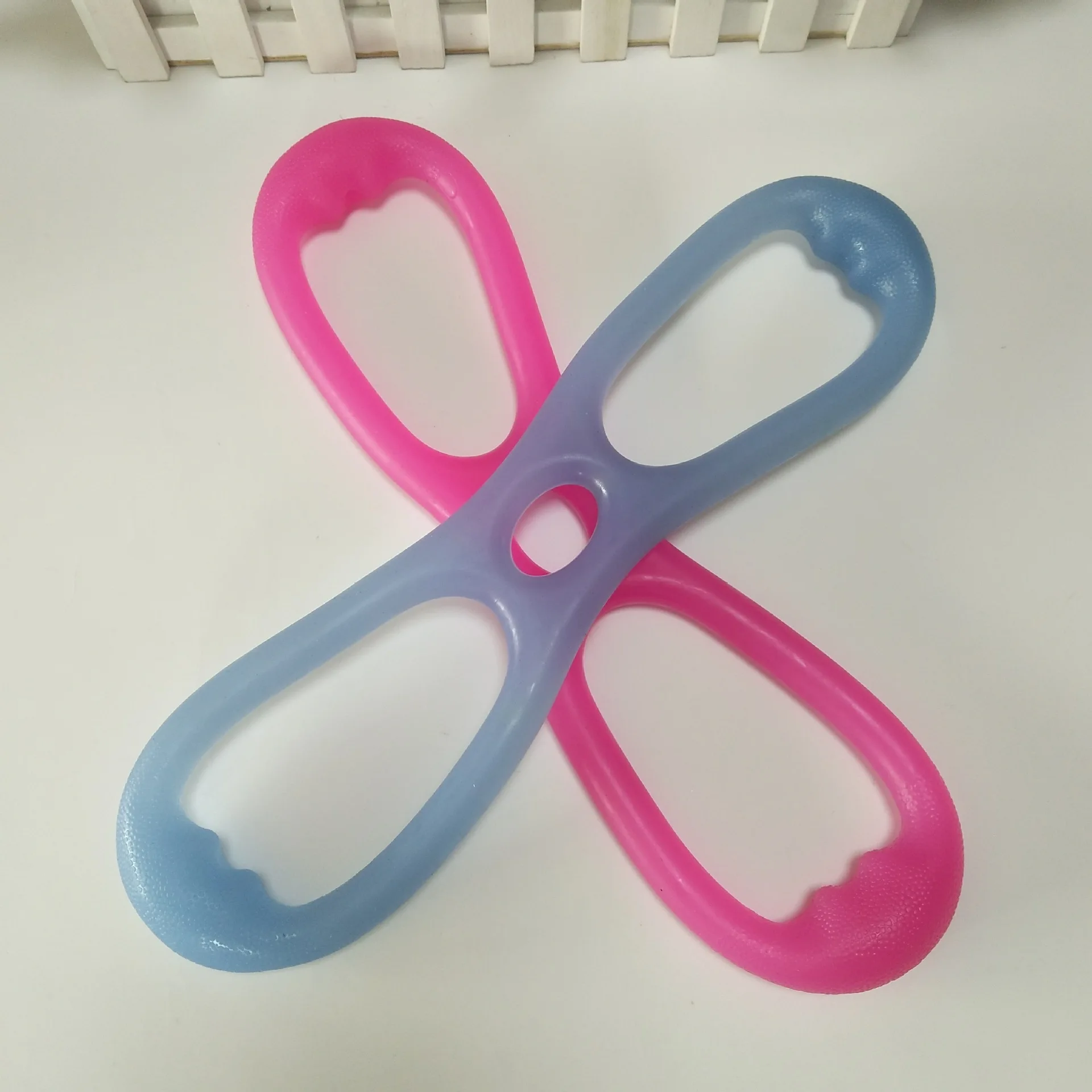 

Creative Portable Physics Resistance Tube 8-Word Hand-Held Pulling Rope Silica Gel Pulling Rope