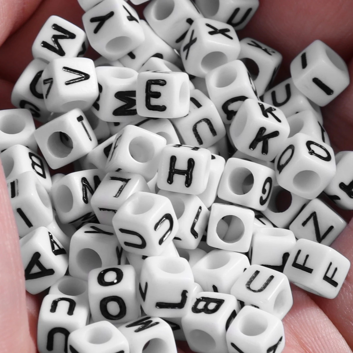 ULTNICE Alphabet Letter Beads DIY Acrylic Spacer Beads Square Letters Beads For Jewelry Making Necklaces Children DIY Bracelets