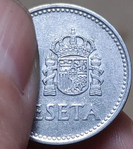 

21mm Spain , 100% Real Genuine Comemorative Coin Original Collection