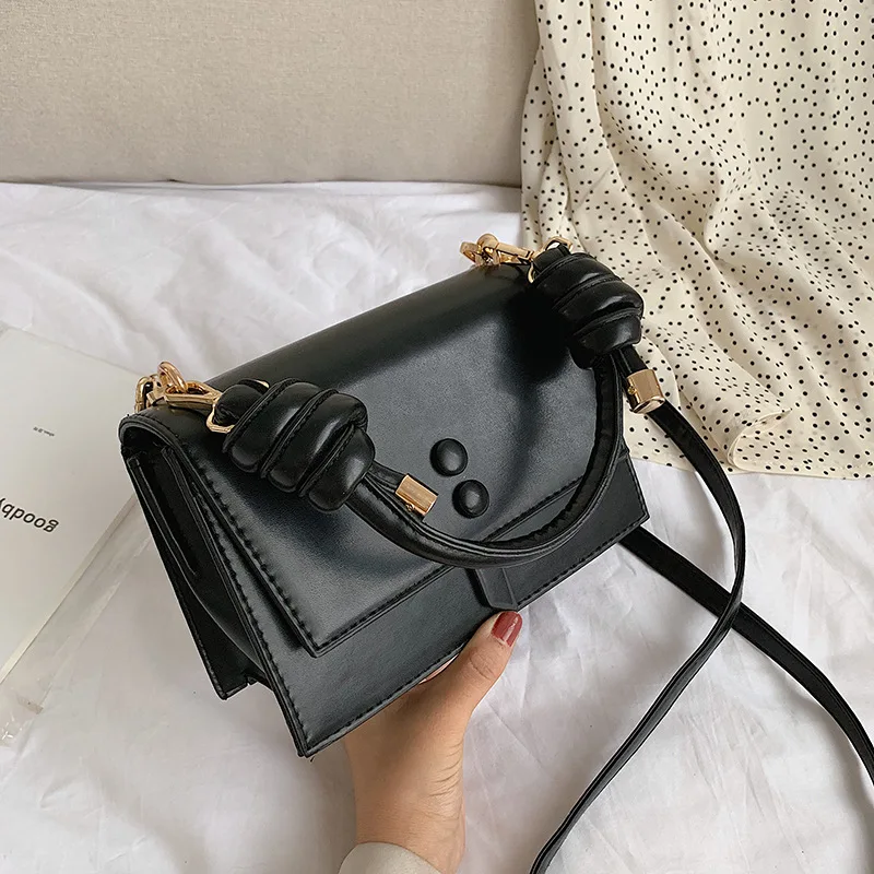 

Lacquer texture small square bag women's new 2019 summer twist knot shoulder Messenger bag