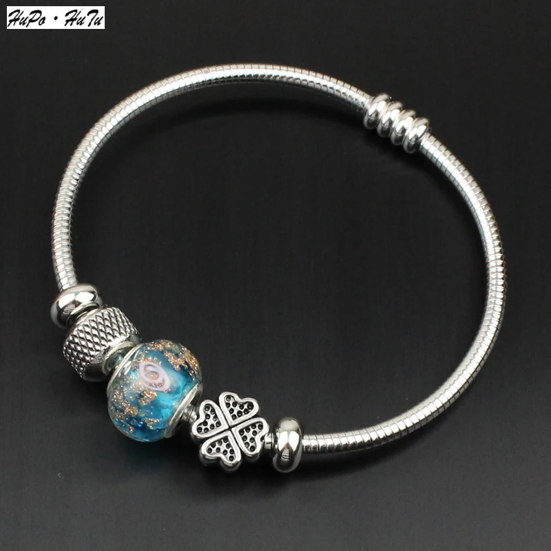 

Glass bead clover blackened three-dimensional fittings magnet button open spring chain snake chain stainless steel bracelet