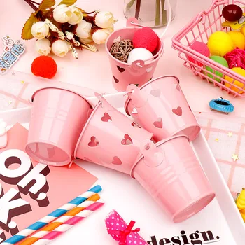 

Mini Desktop Storage Bucket Pen Pencil Holder Pink Hollow Metal Storage Box Case Student Stationery Home Office Organization